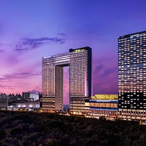 酒店 首尔龙山诺富特大使酒店, 首爾